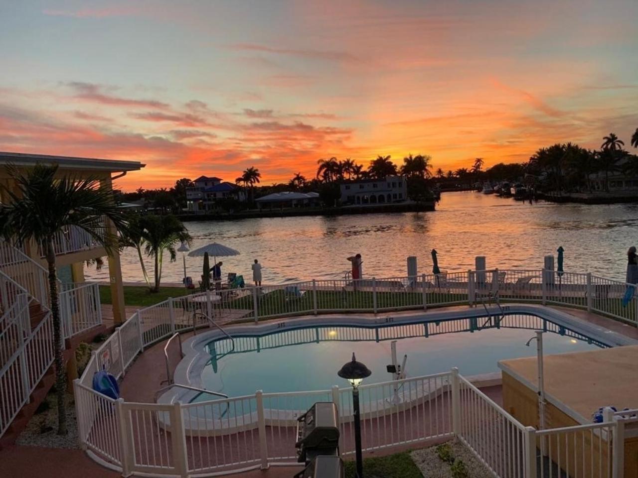 Villa Studio Intracoastal Views! 5 Min Walk To The Beach Pompano Beach Exterior foto